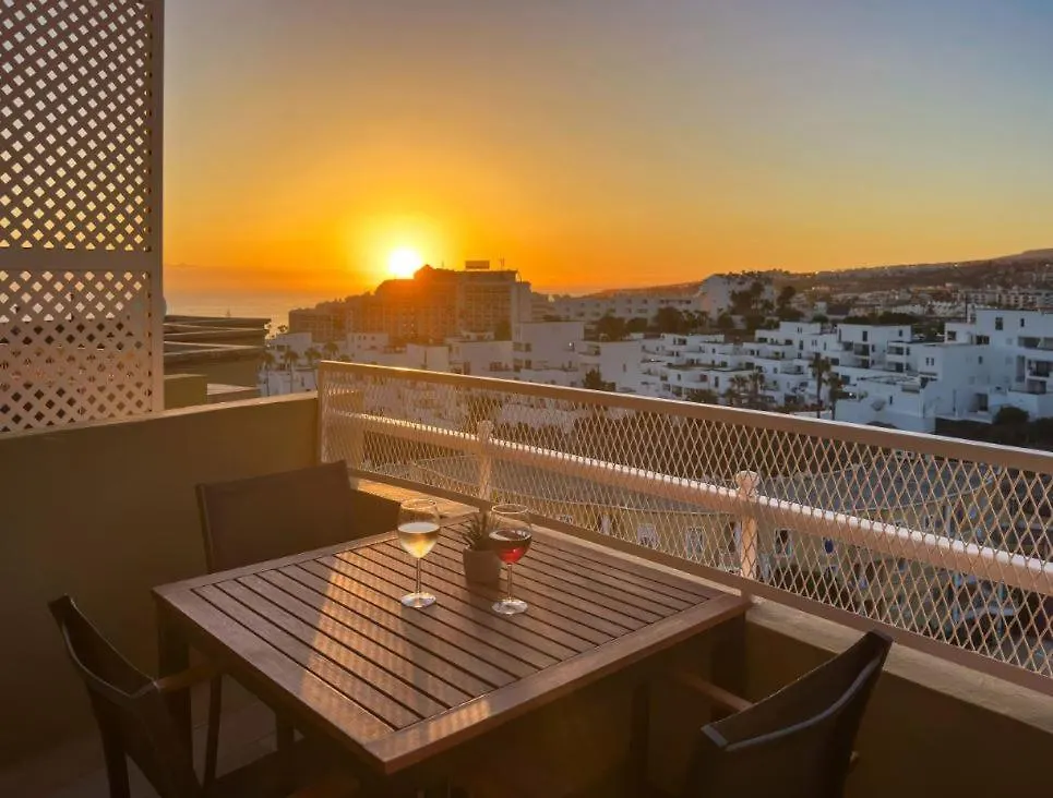 Ocean Sand Holidays House 아데제